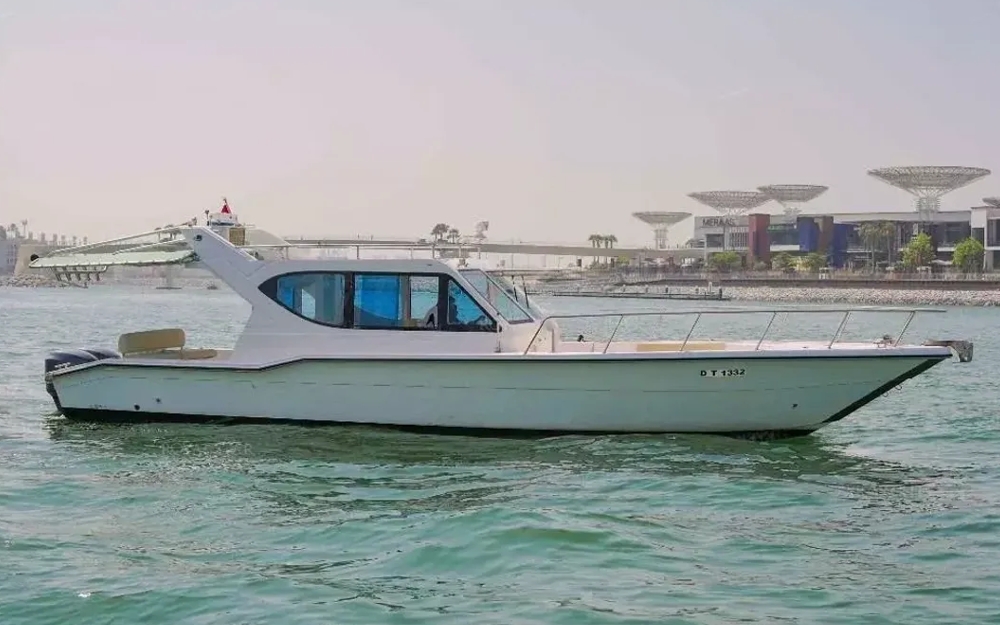 42 ft Speed-boat Rental in Dubai