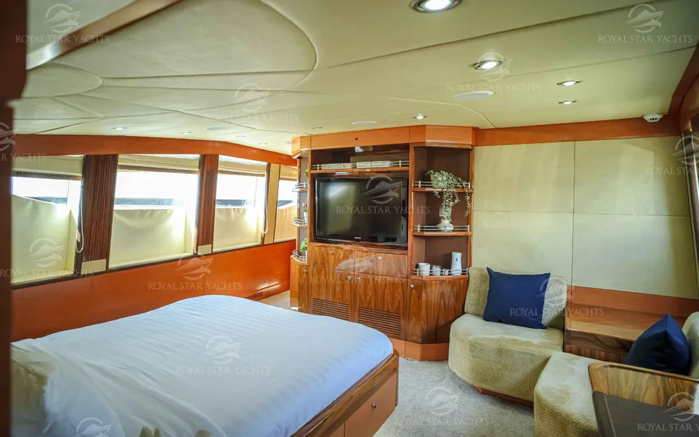Luxury bedroom suite inside 101 FT Majesty yacht