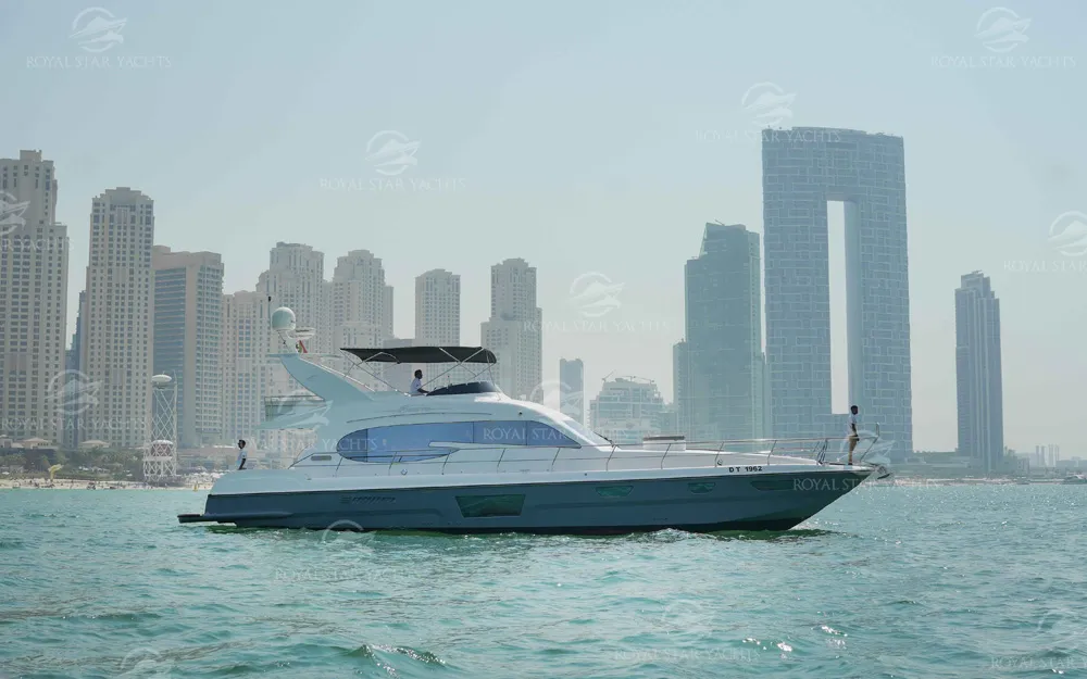 Front angle of 72 FT Superfly yacht with flybridge view